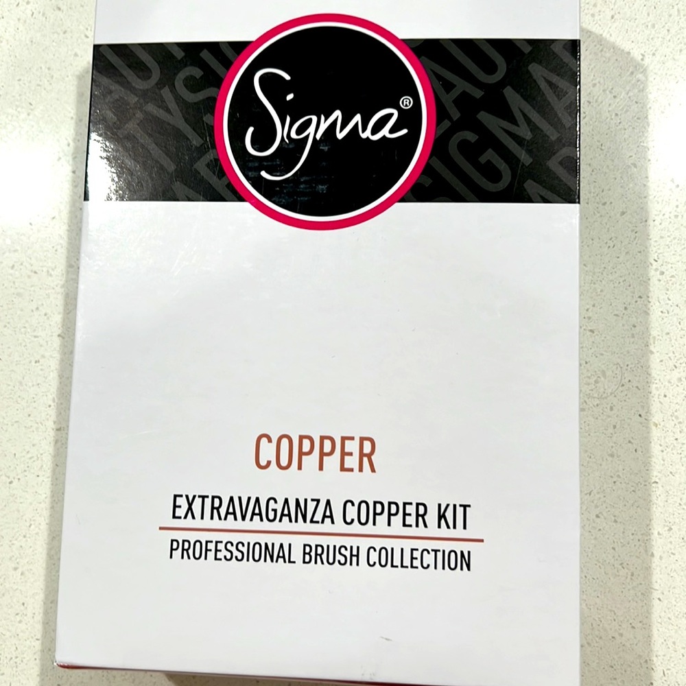 Sigma extravaganza copper kit professional brush collection